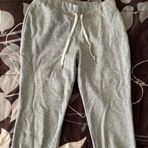 Capri Gray Sweatpants